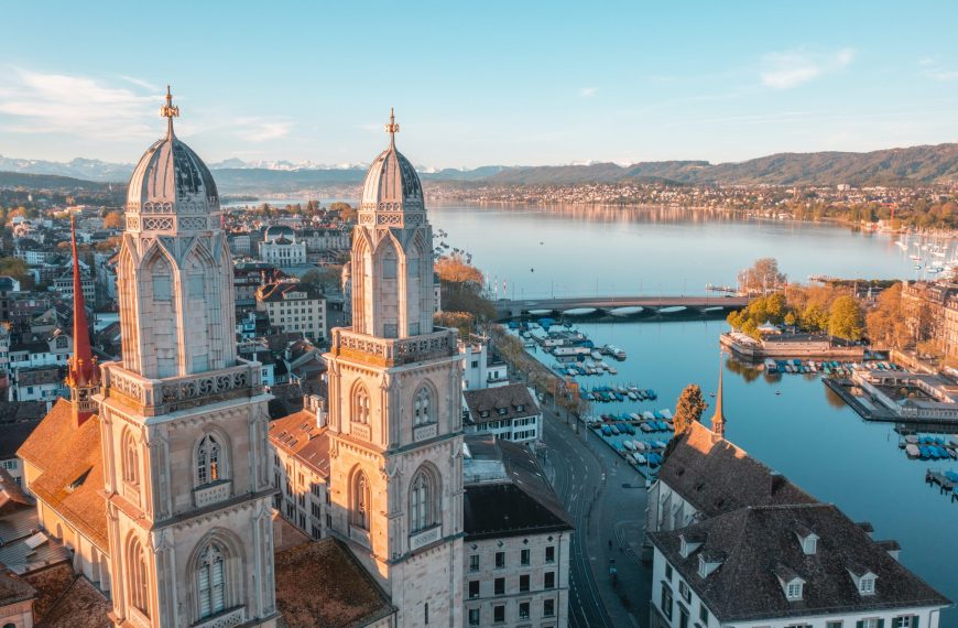 Thành phố Zurich là một trong những thành phố thân thiện và tốt nhất để học tập!